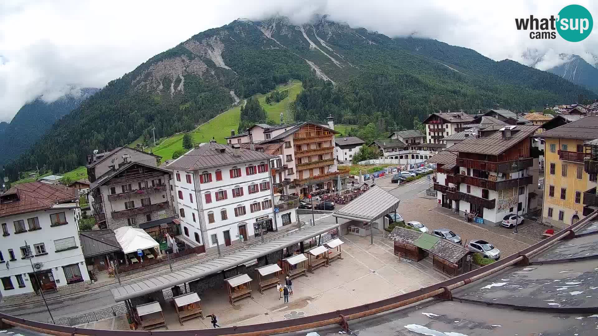 Hauptplatz von Forni di Sopra