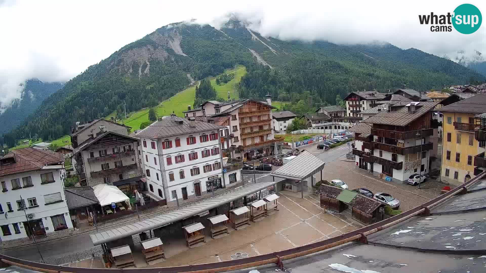 Hauptplatz von Forni di Sopra
