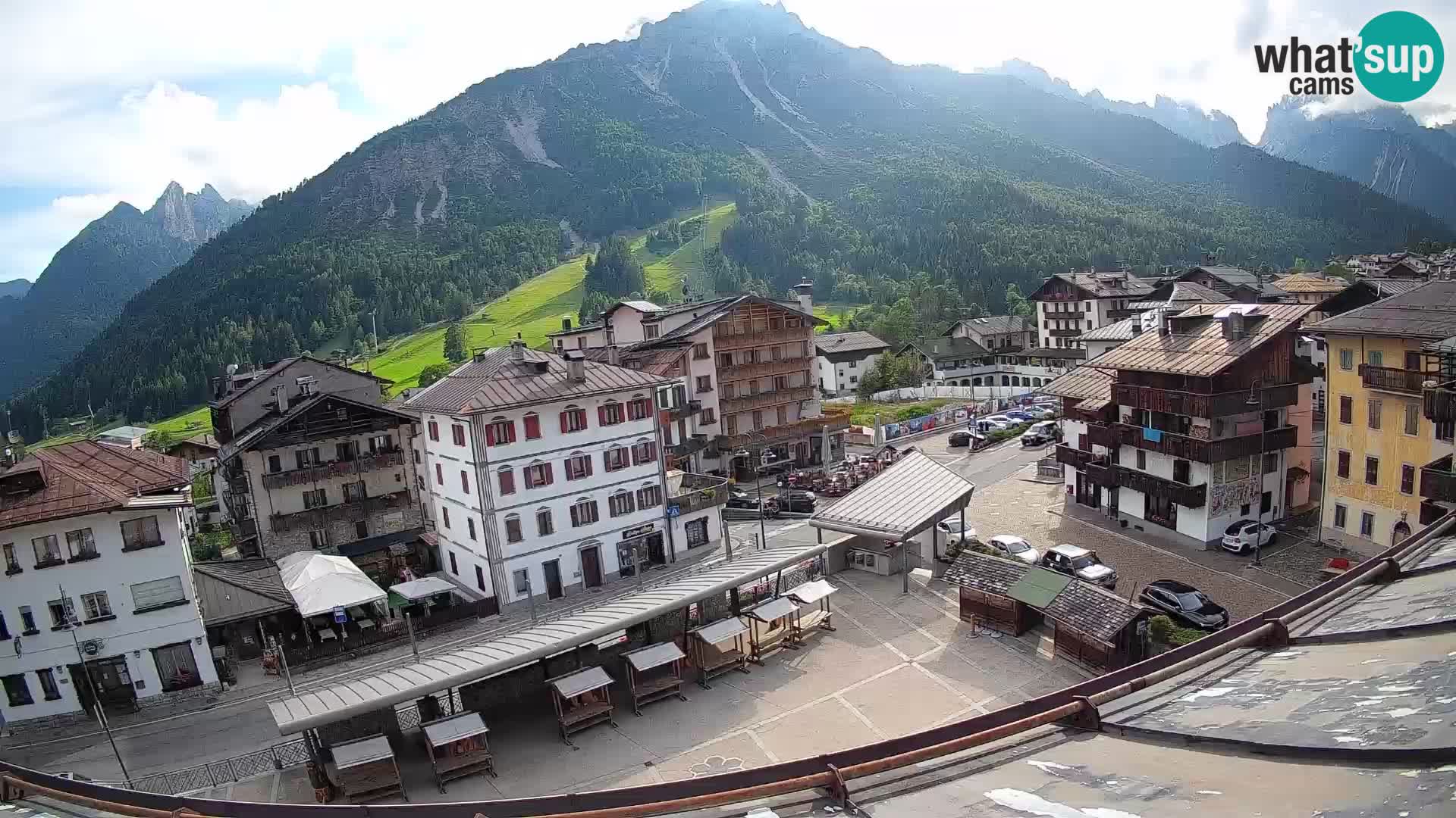 Hauptplatz von Forni di Sopra