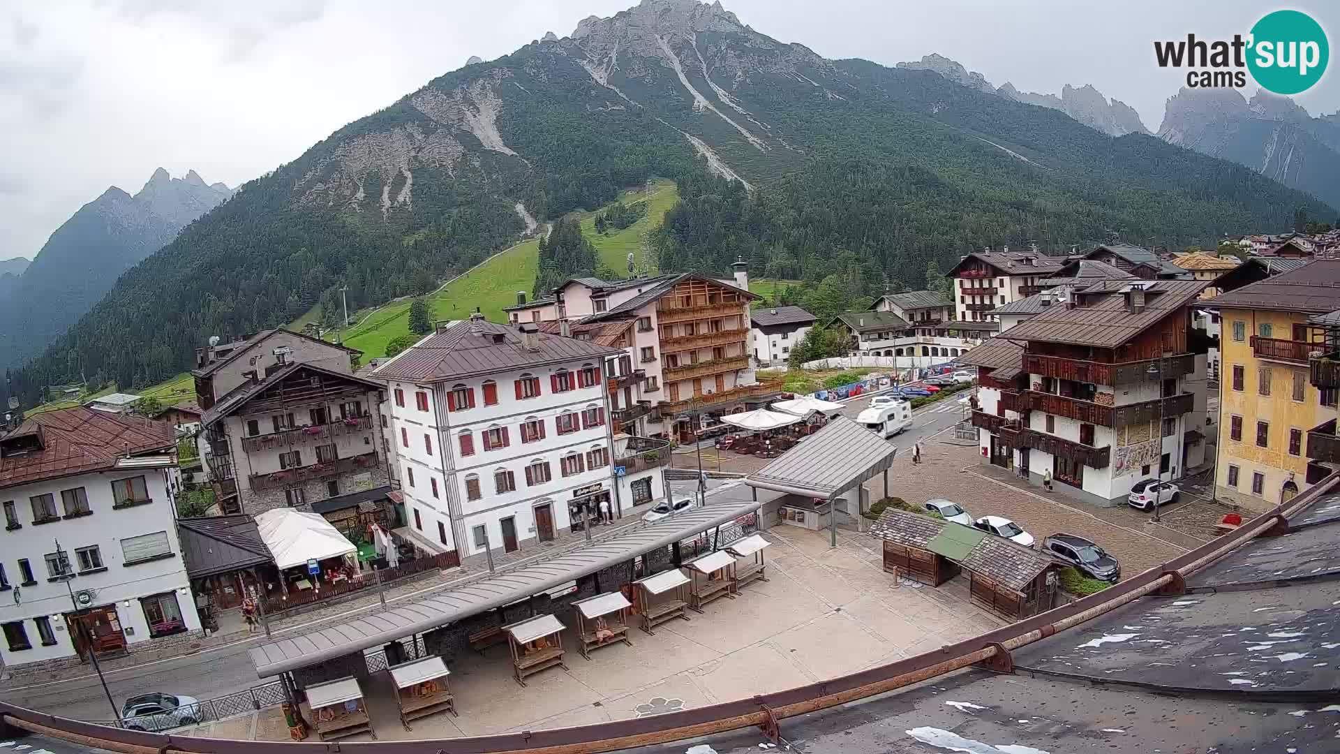 Hauptplatz von Forni di Sopra