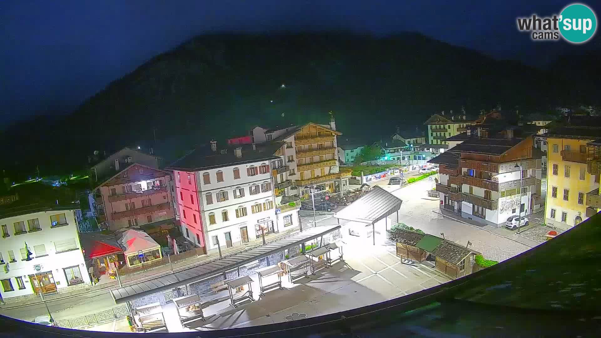 Hauptplatz von Forni di Sopra