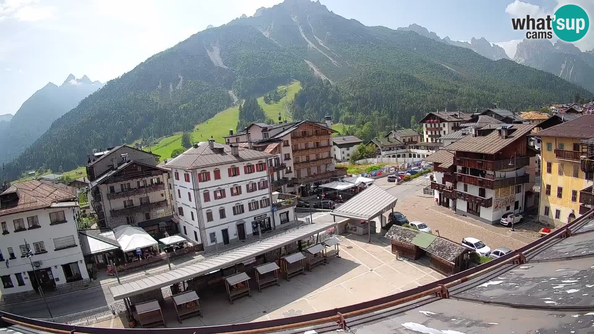 Hauptplatz von Forni di Sopra