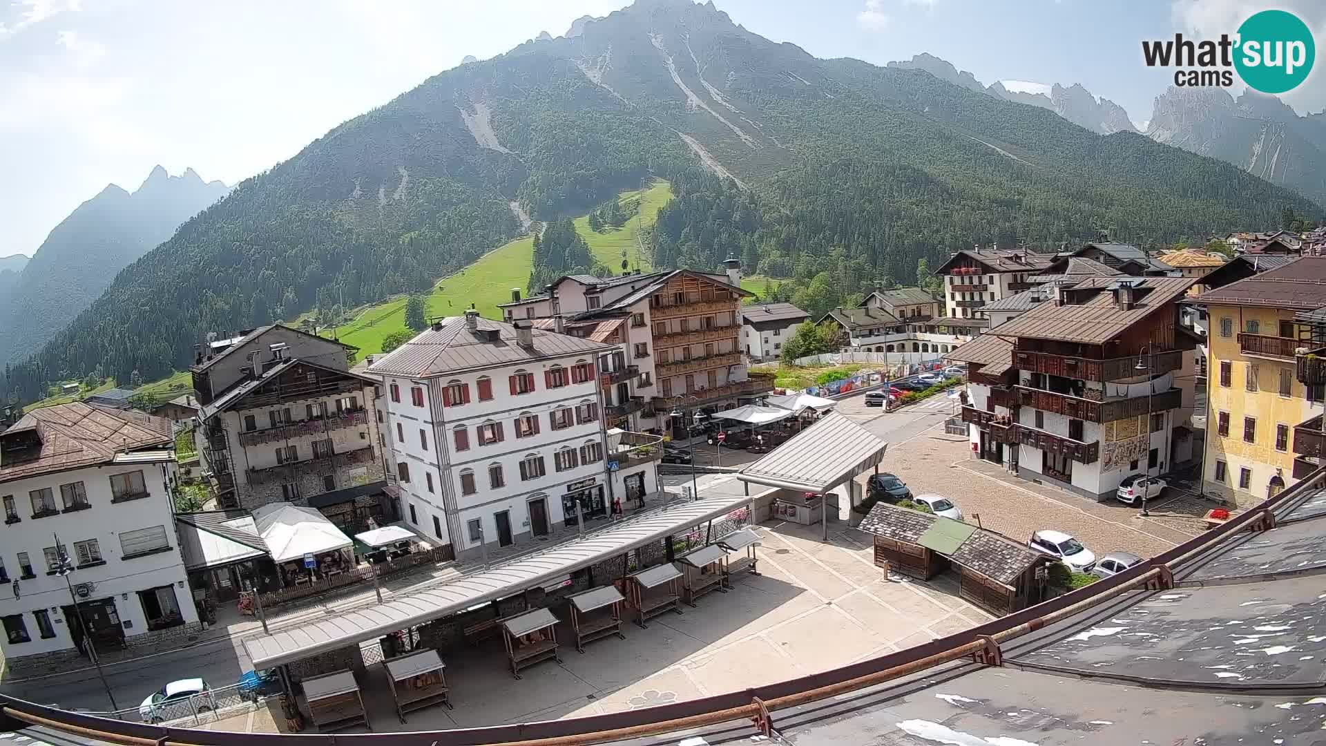 Hauptplatz von Forni di Sopra