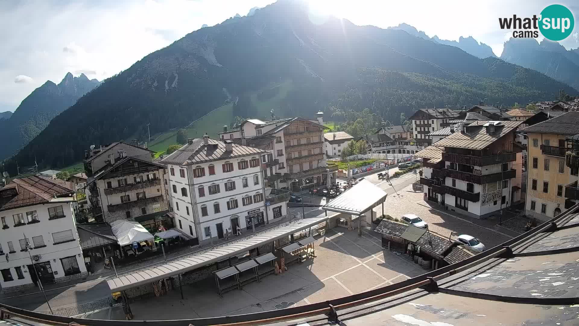 Piazza centrale di Forni di Sopra