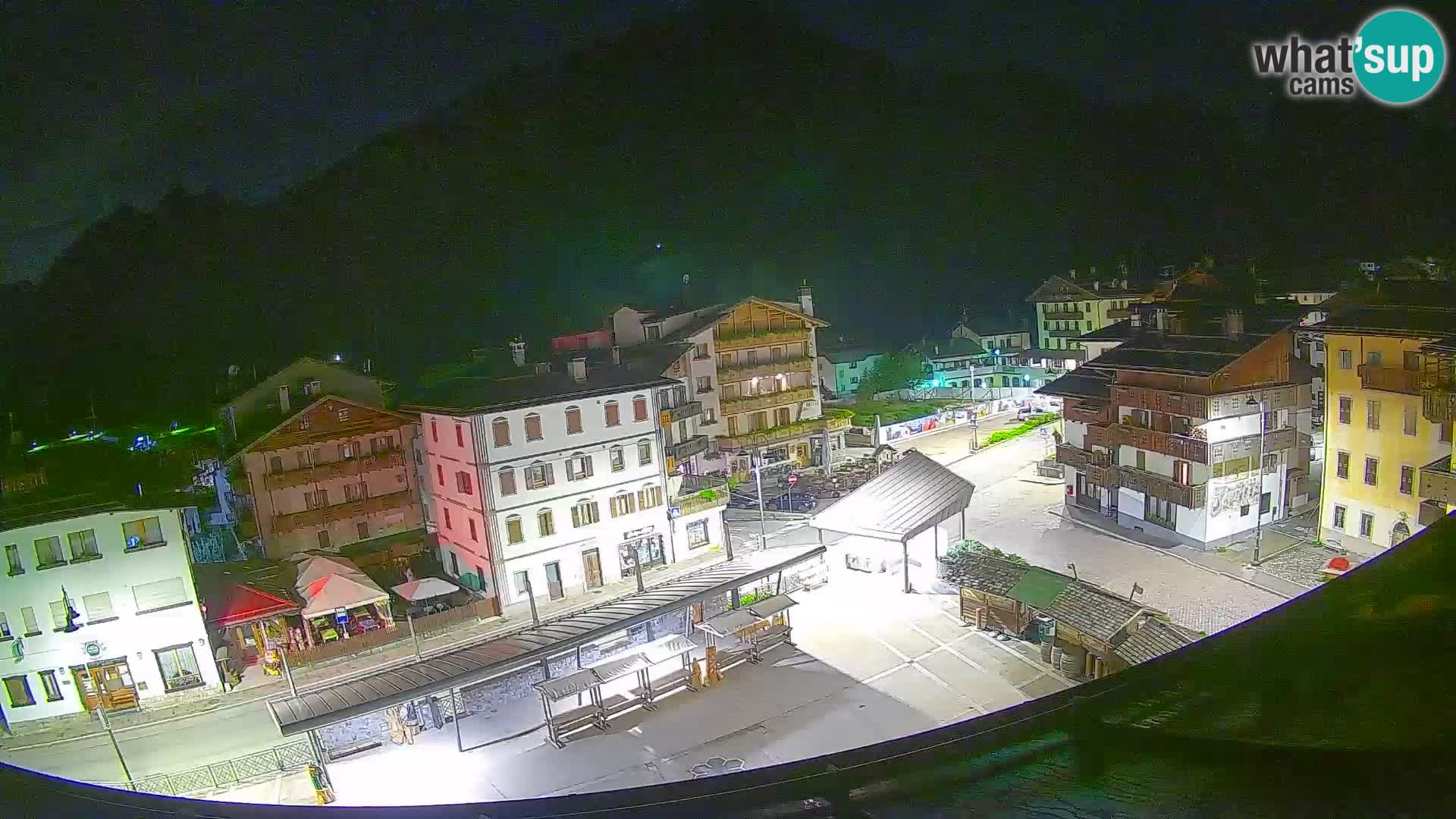 Hauptplatz von Forni di Sopra