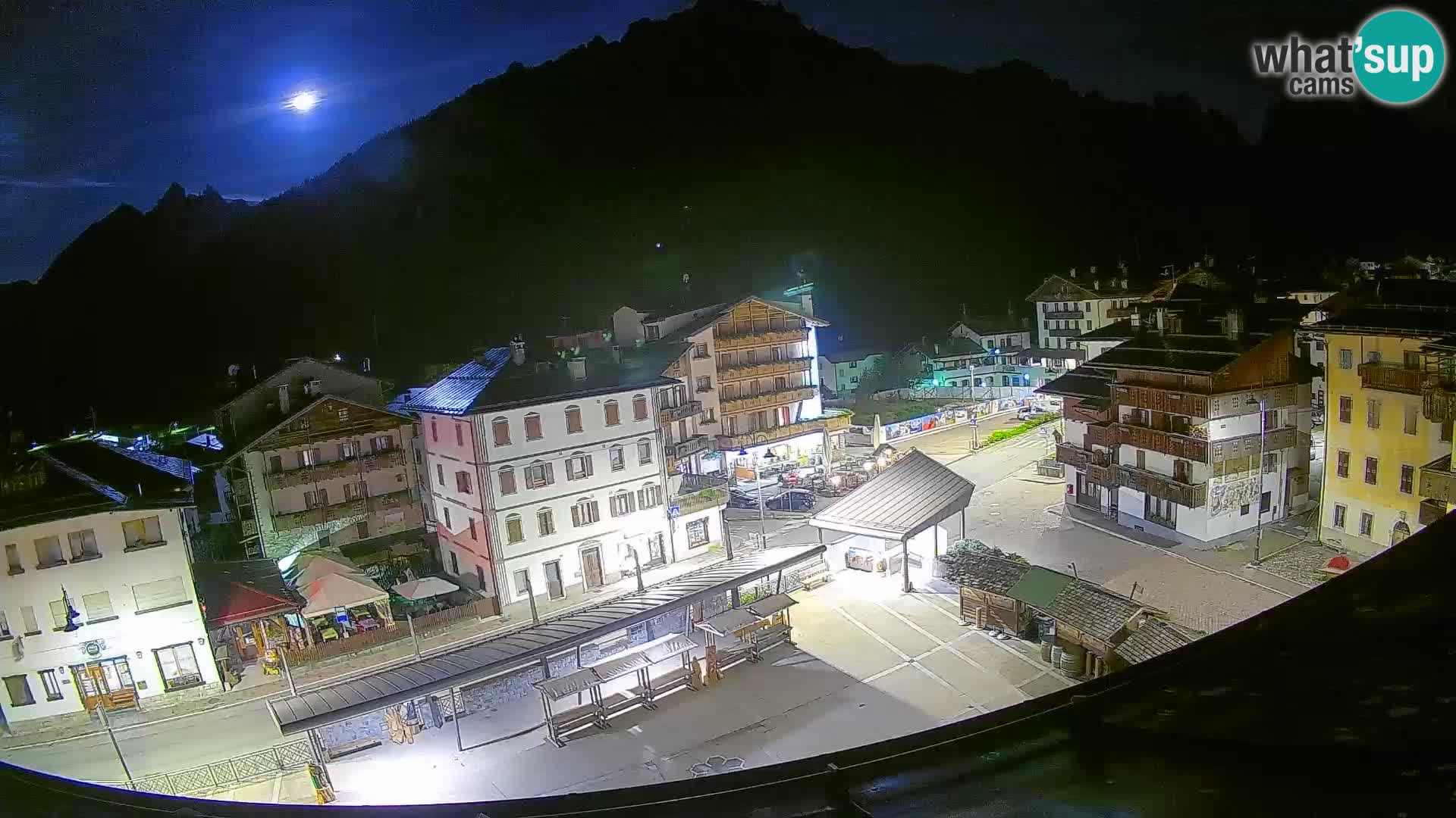 Hauptplatz von Forni di Sopra