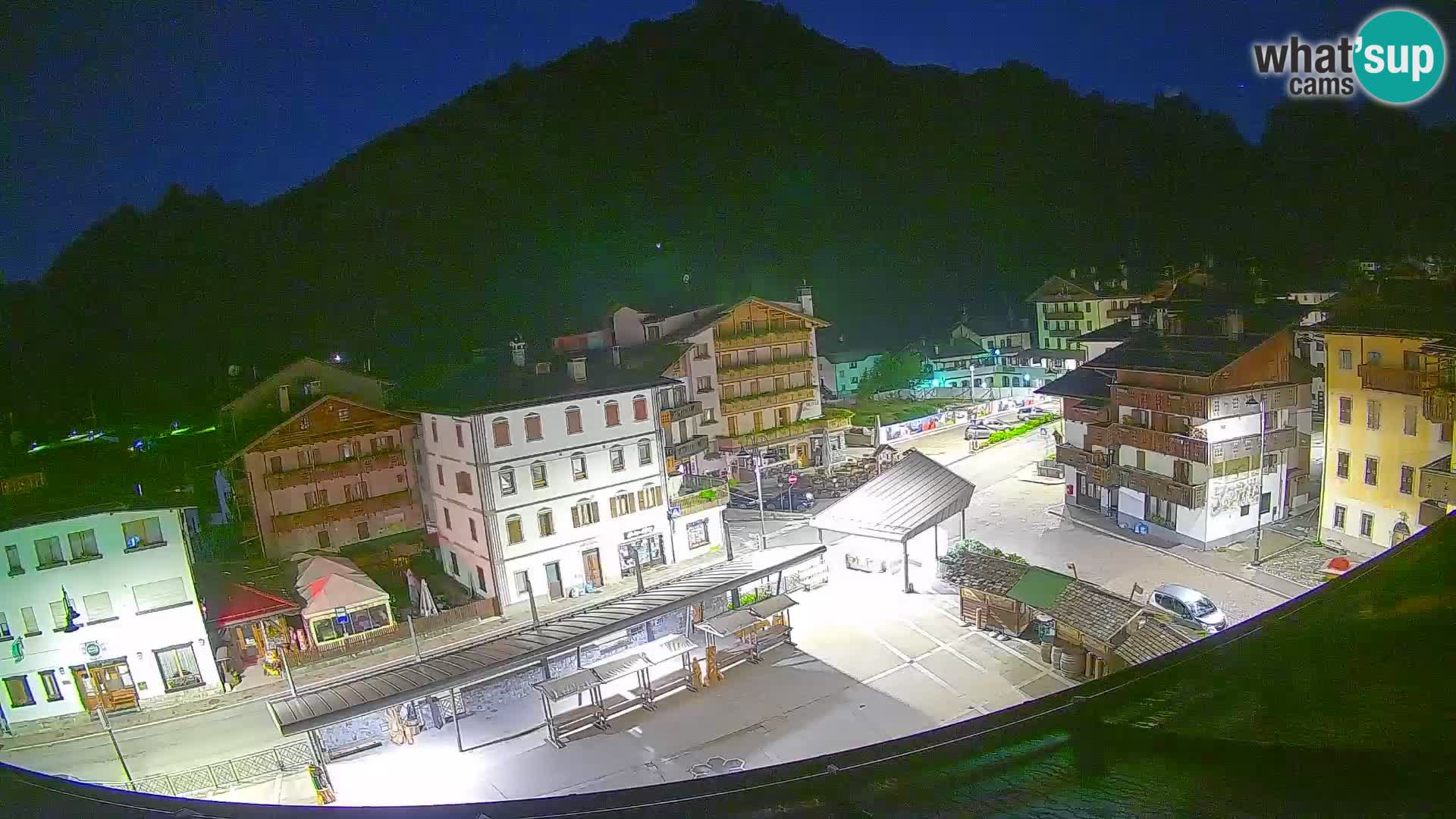 Hauptplatz von Forni di Sopra
