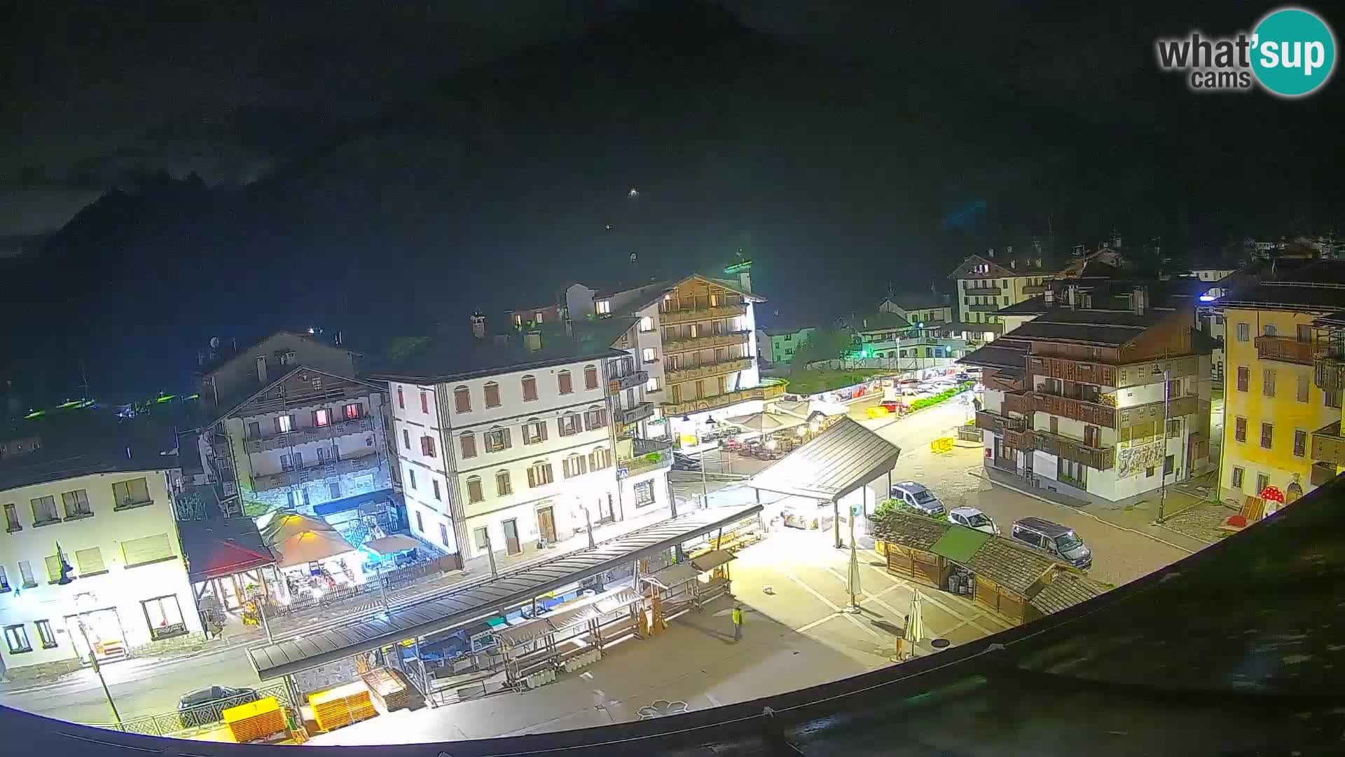 Hauptplatz von Forni di Sopra