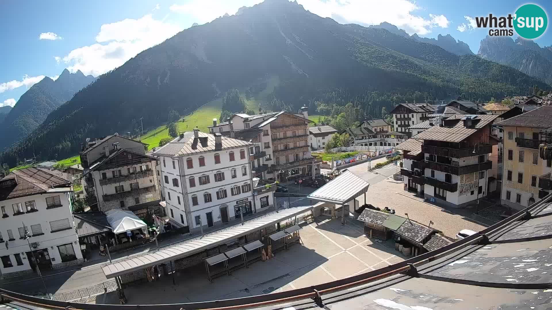 Hauptplatz von Forni di Sopra