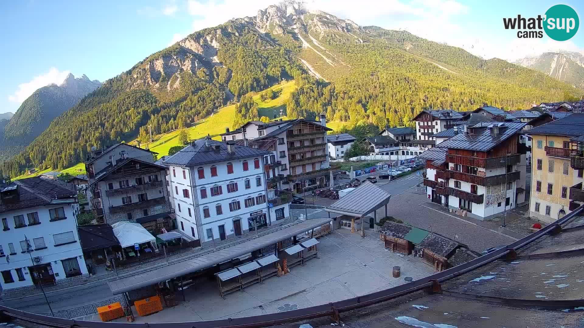 Hauptplatz von Forni di Sopra