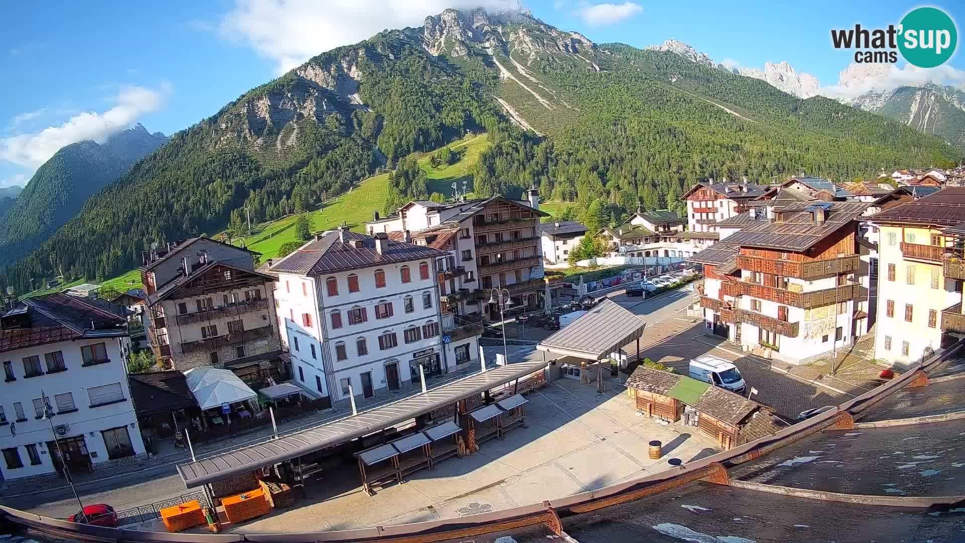 Hauptplatz von Forni di Sopra