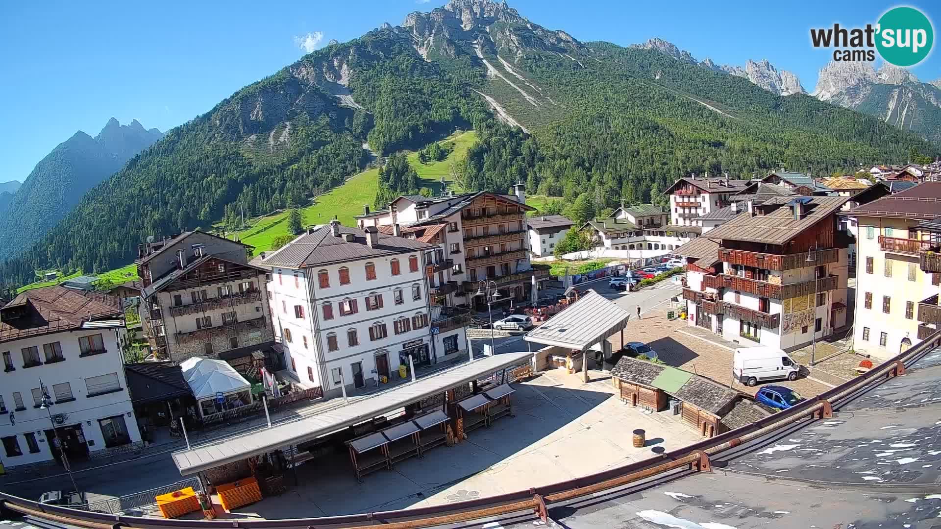 Hauptplatz von Forni di Sopra