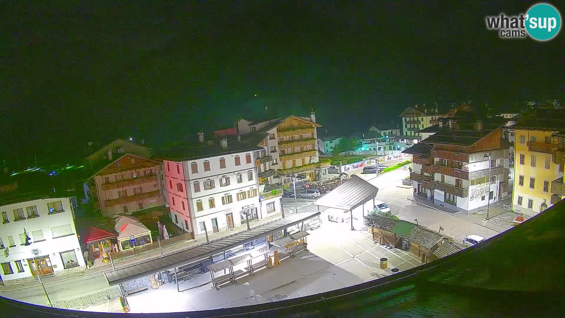 Hauptplatz von Forni di Sopra