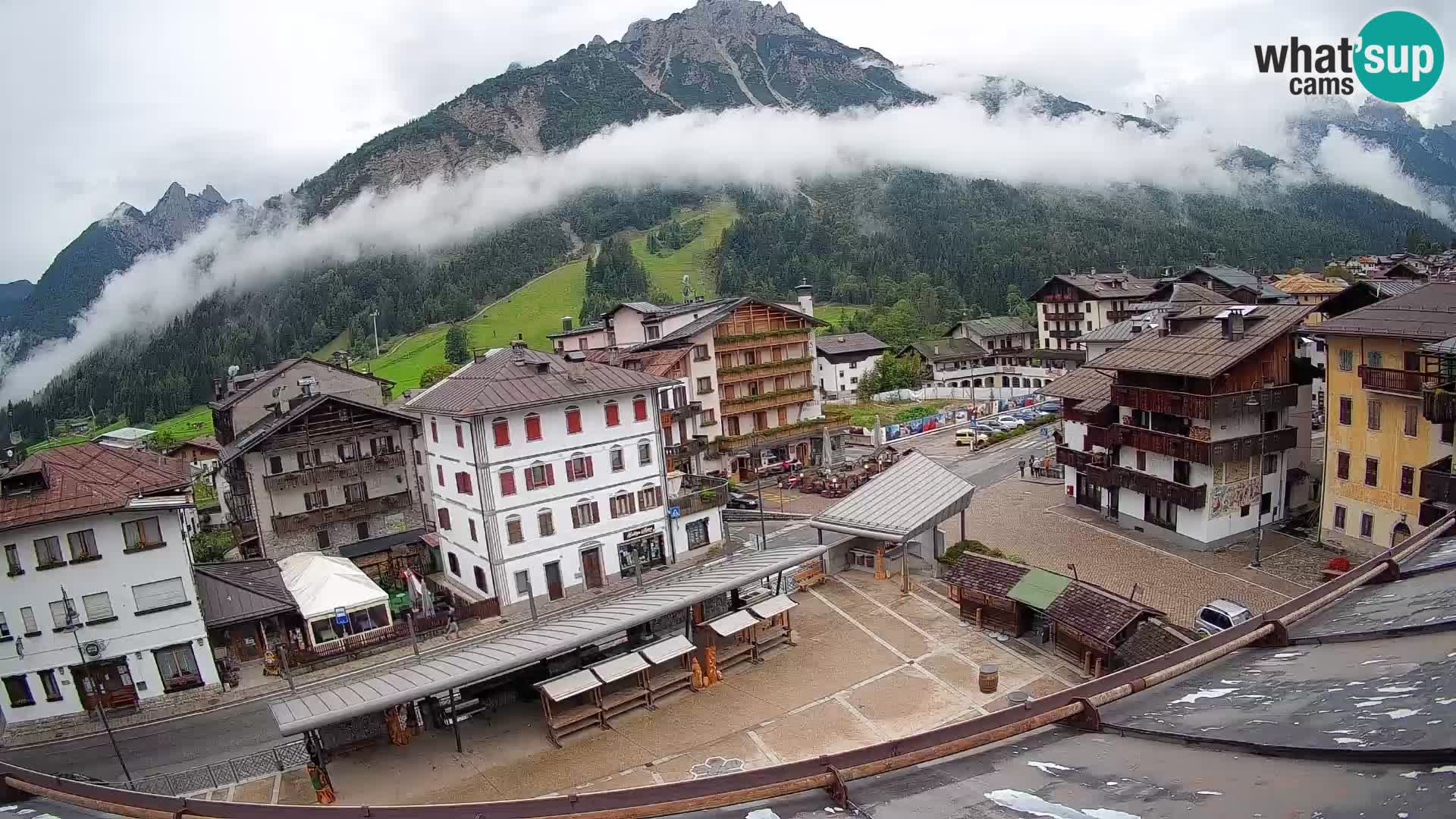 Hauptplatz von Forni di Sopra