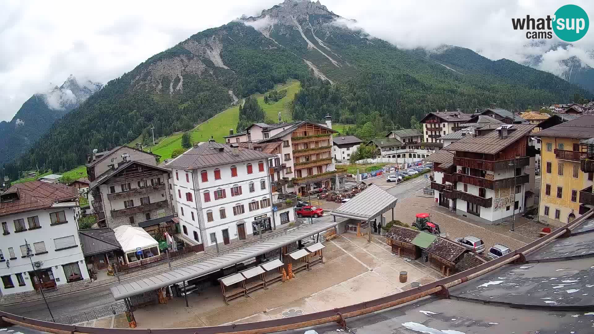 Place principale de Forni di Sopra