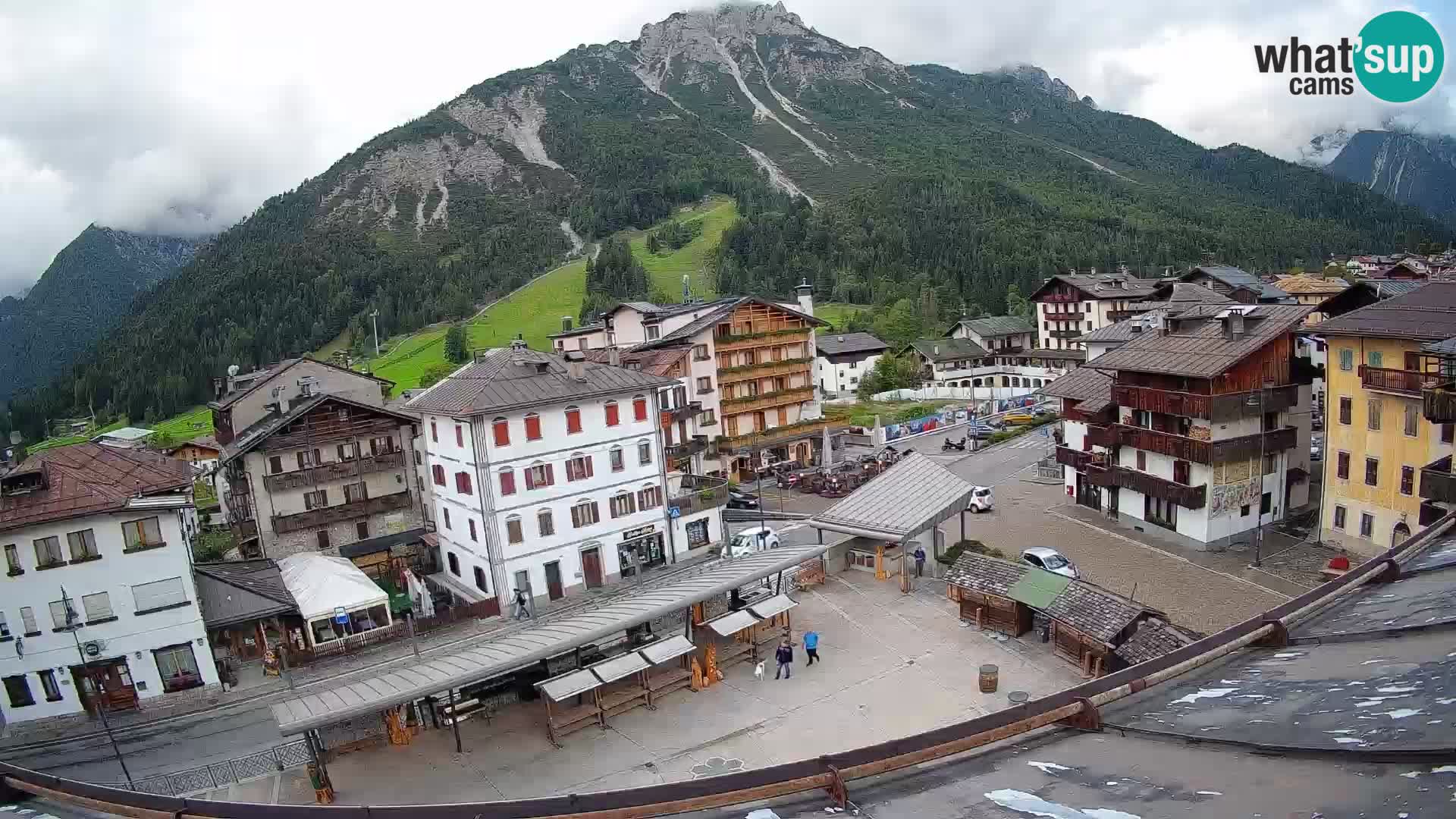 Hauptplatz von Forni di Sopra