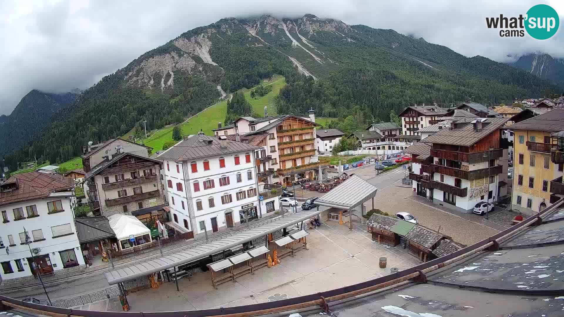 Hauptplatz von Forni di Sopra