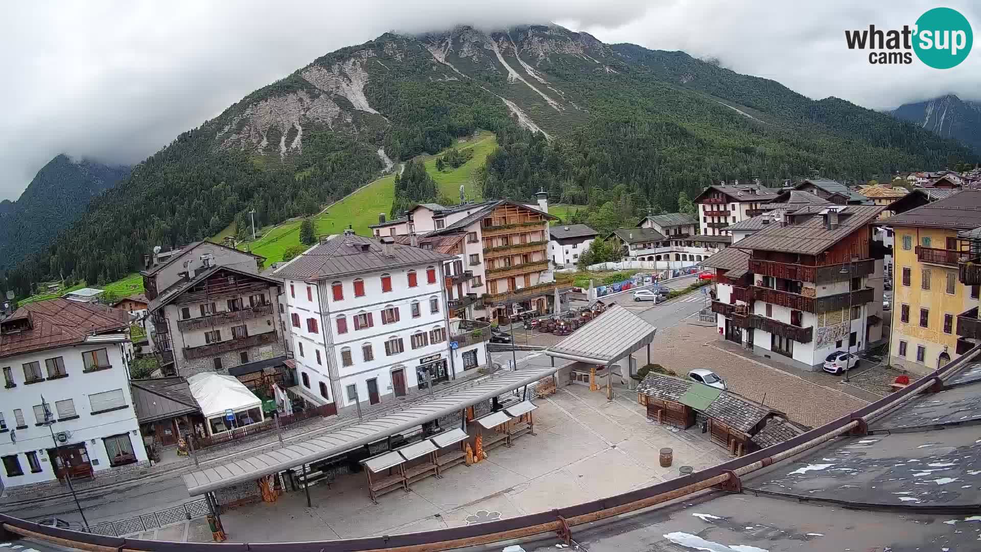 Hauptplatz von Forni di Sopra