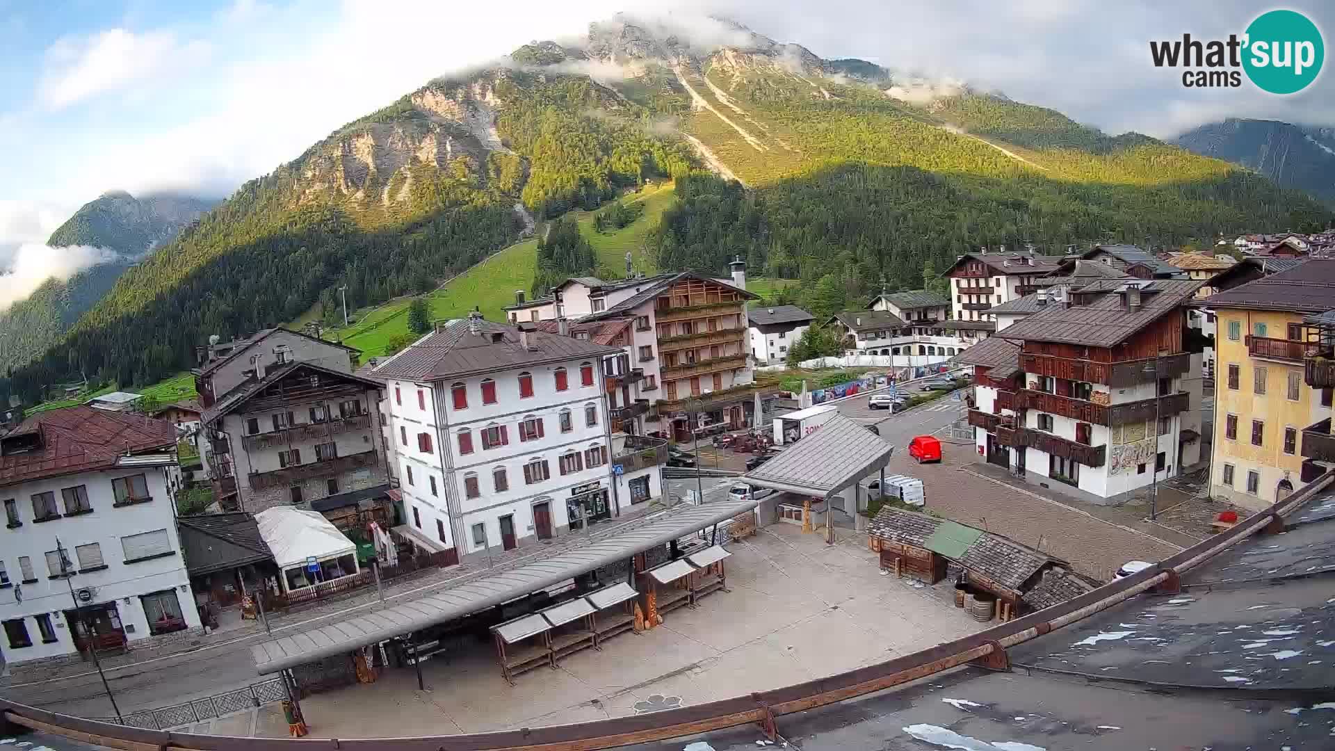 Hauptplatz von Forni di Sopra