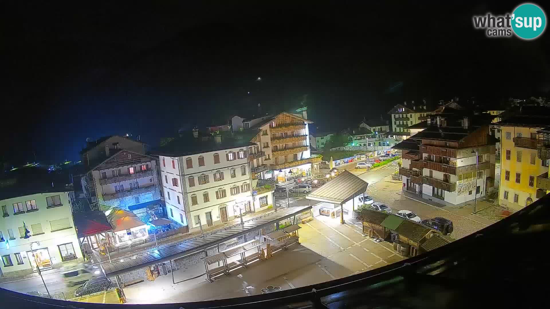 Hauptplatz von Forni di Sopra