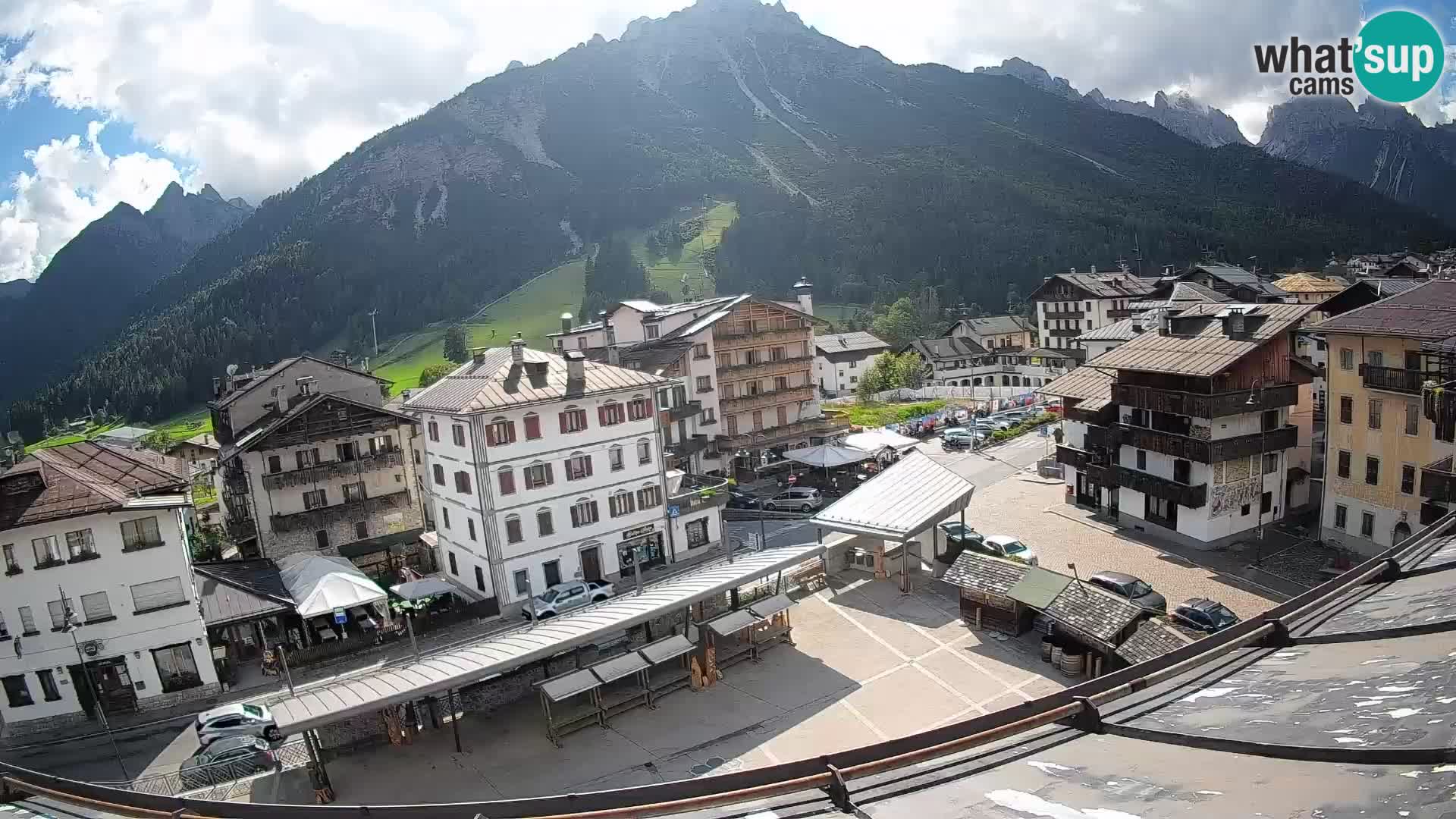 Hauptplatz von Forni di Sopra