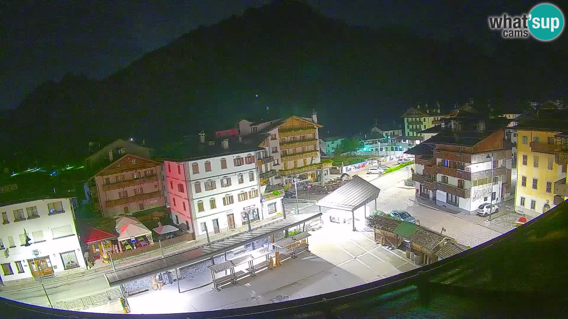 Hauptplatz von Forni di Sopra
