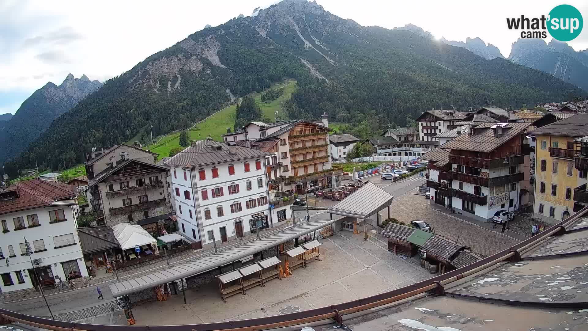 Hauptplatz von Forni di Sopra