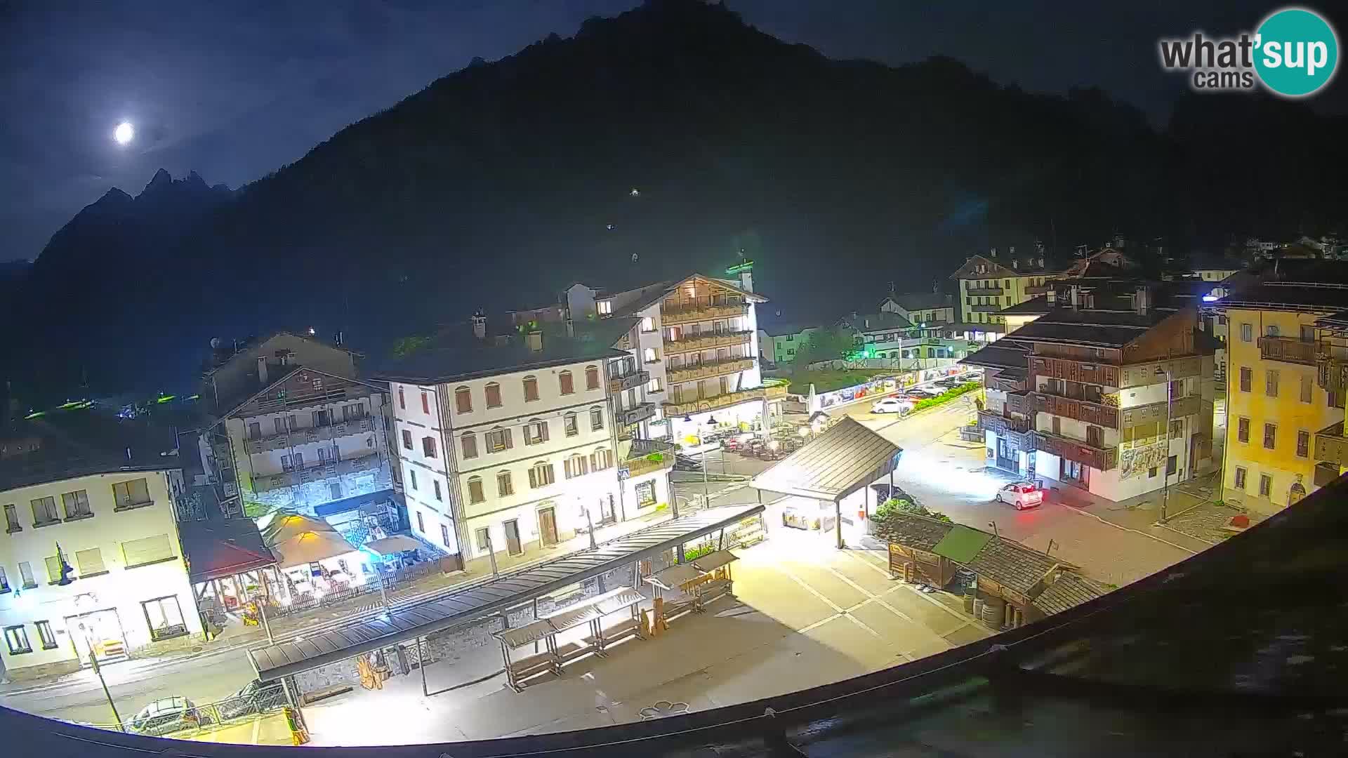 Hauptplatz von Forni di Sopra