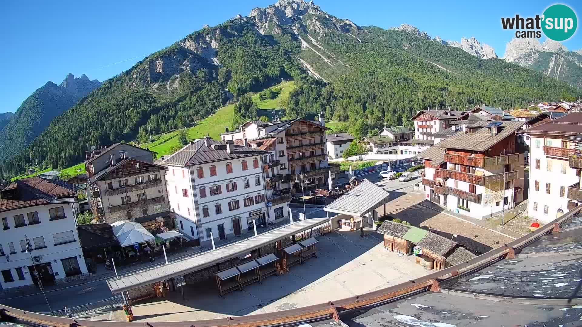 Hauptplatz von Forni di Sopra