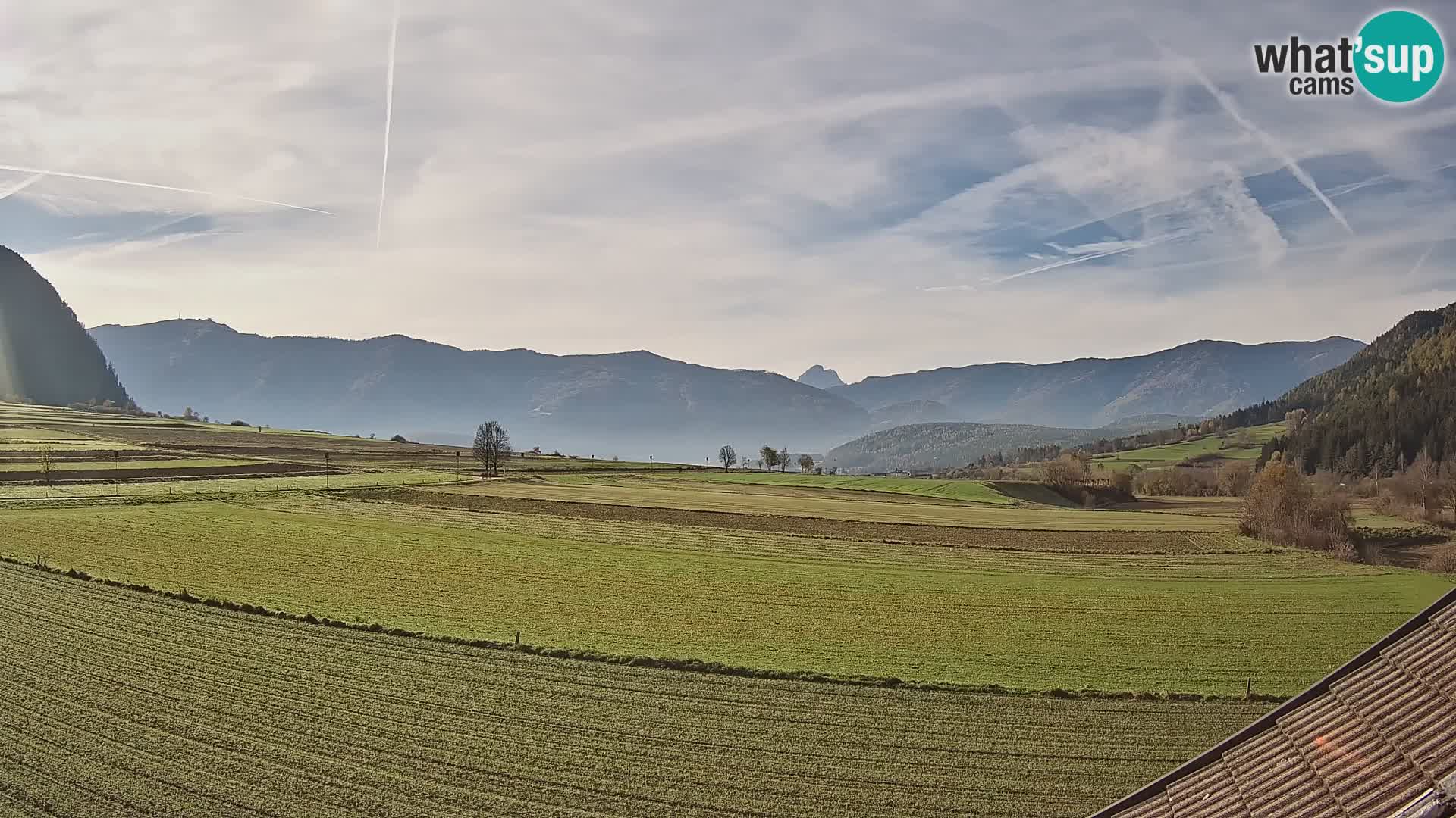 Gais | Vista desde la finca Winklerhof hacia Plan de Corones y los Dolomitas