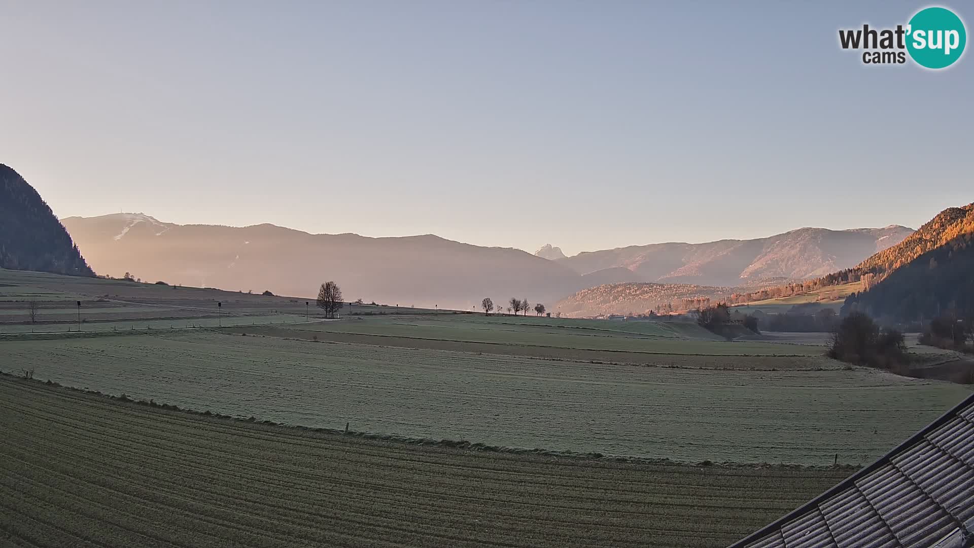 Gais | Vista desde la finca Winklerhof hacia Plan de Corones y los Dolomitas