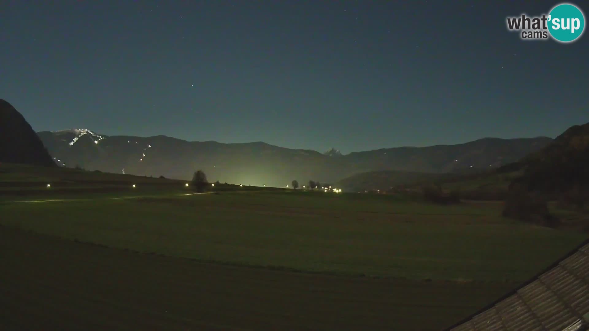 Gais | Vista desde la finca Winklerhof hacia Plan de Corones y los Dolomitas