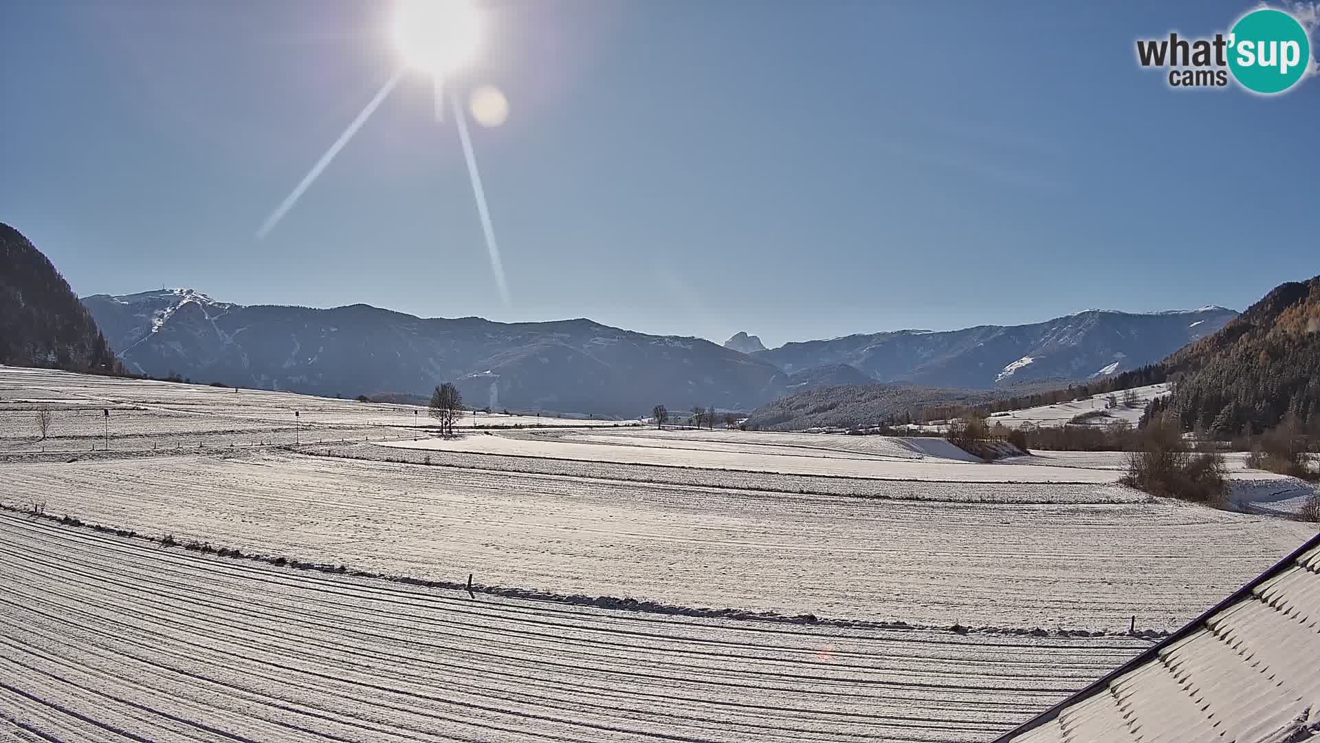 Gais | Vista desde la finca Winklerhof hacia Plan de Corones y los Dolomitas