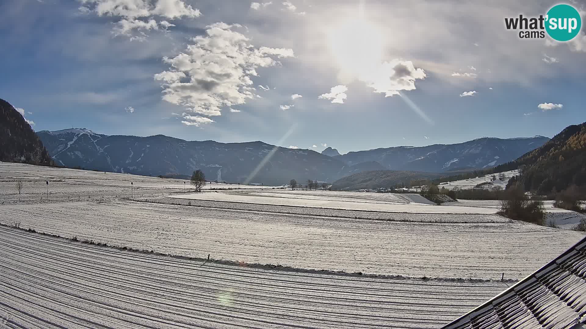 Gais | Vista desde la finca Winklerhof hacia Plan de Corones y los Dolomitas