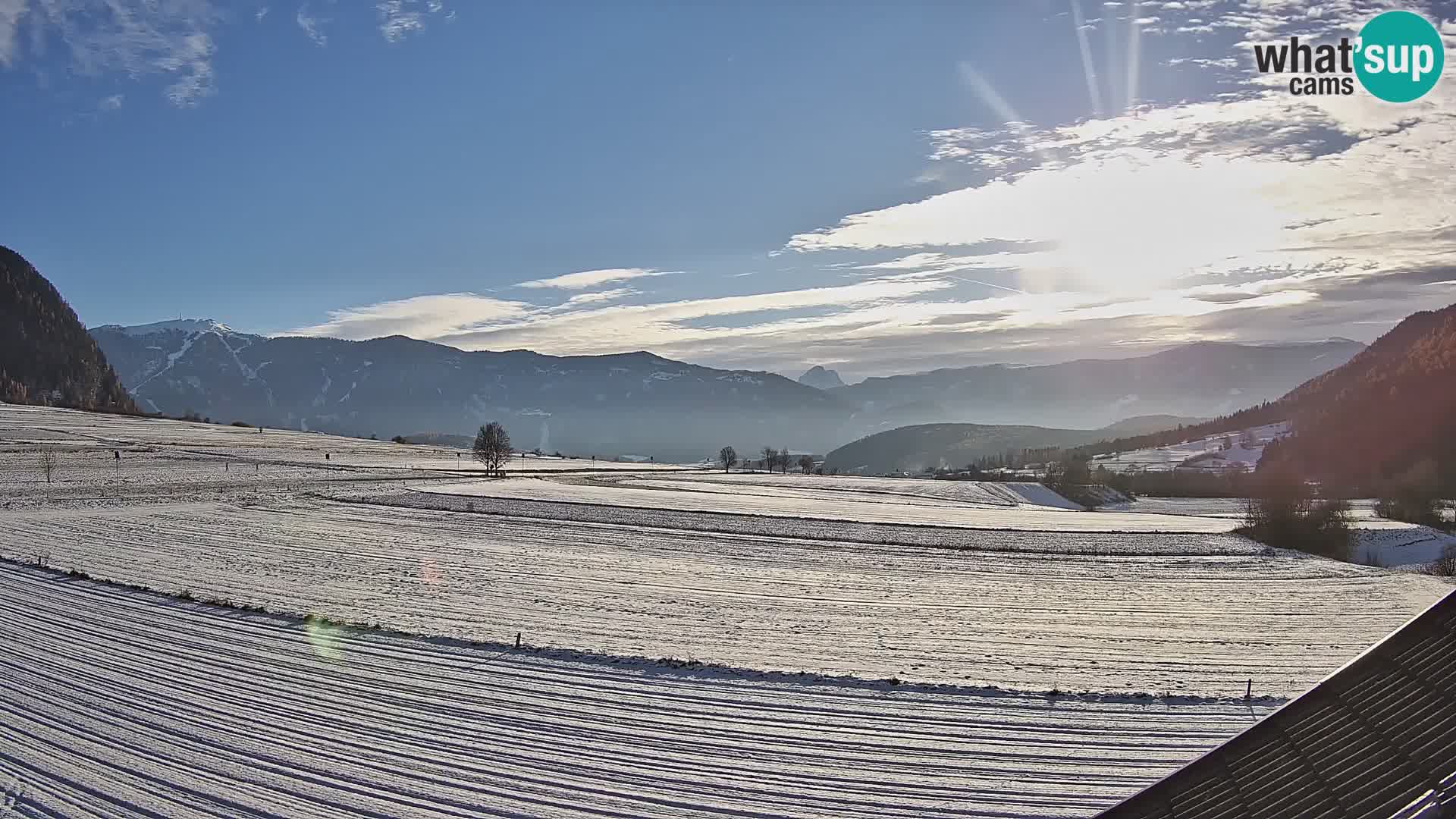 Gais | Vista desde la finca Winklerhof hacia Plan de Corones y los Dolomitas