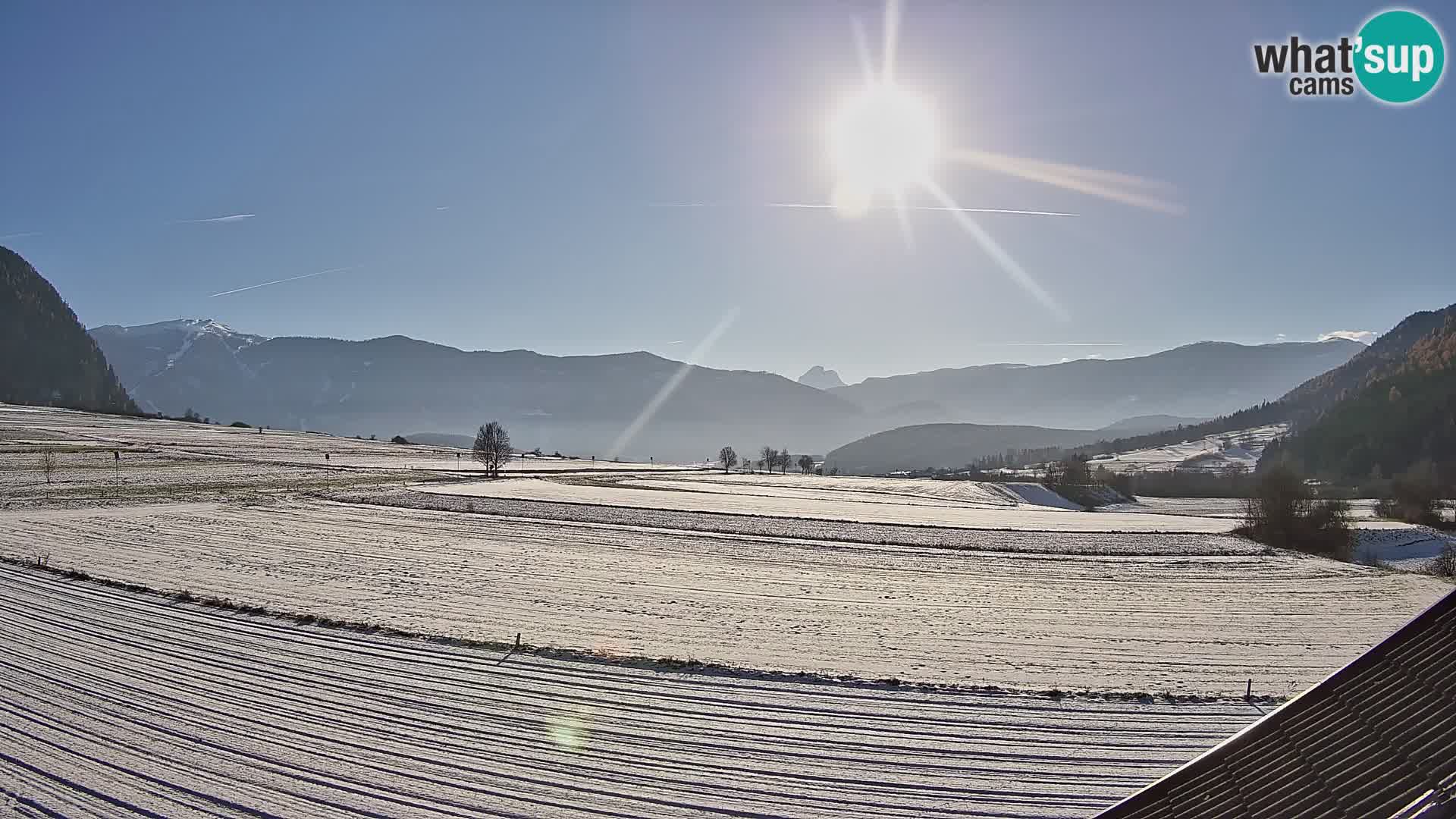 Gais | Vista desde la finca Winklerhof hacia Plan de Corones y los Dolomitas