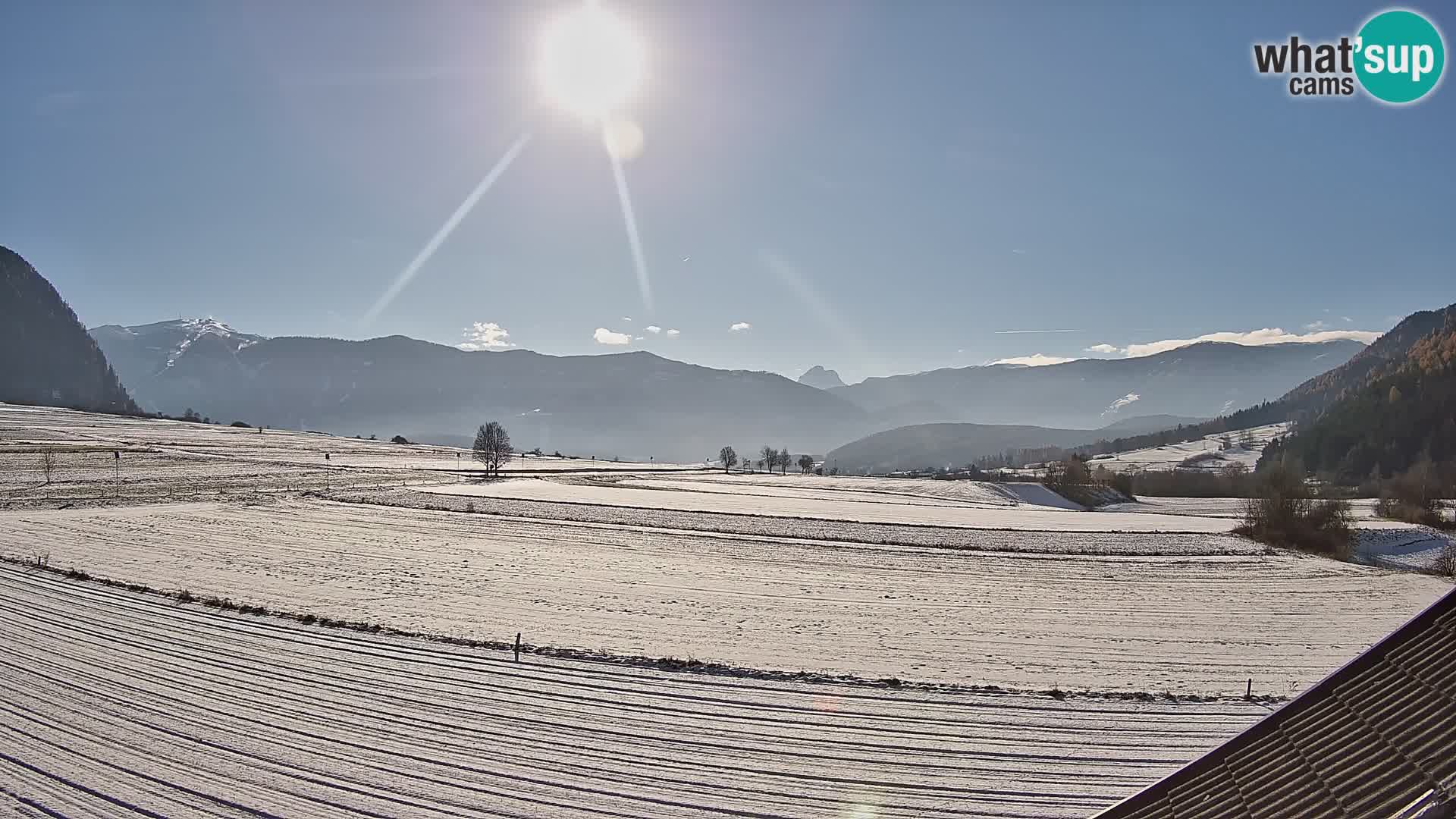 Gais | Vista desde la finca Winklerhof hacia Plan de Corones y los Dolomitas