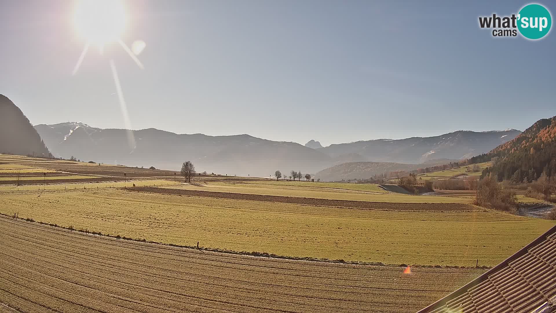 Gais | Vista desde la finca Winklerhof hacia Plan de Corones y los Dolomitas