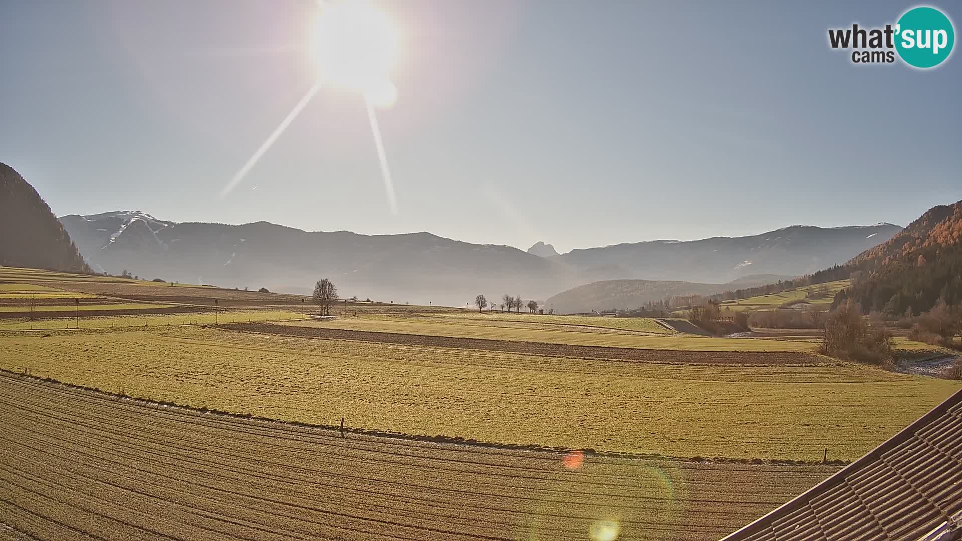 Gais | Vista desde la finca Winklerhof hacia Plan de Corones y los Dolomitas