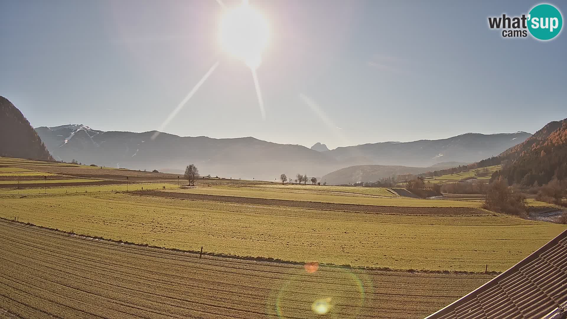 Gais | Vista desde la finca Winklerhof hacia Plan de Corones y los Dolomitas