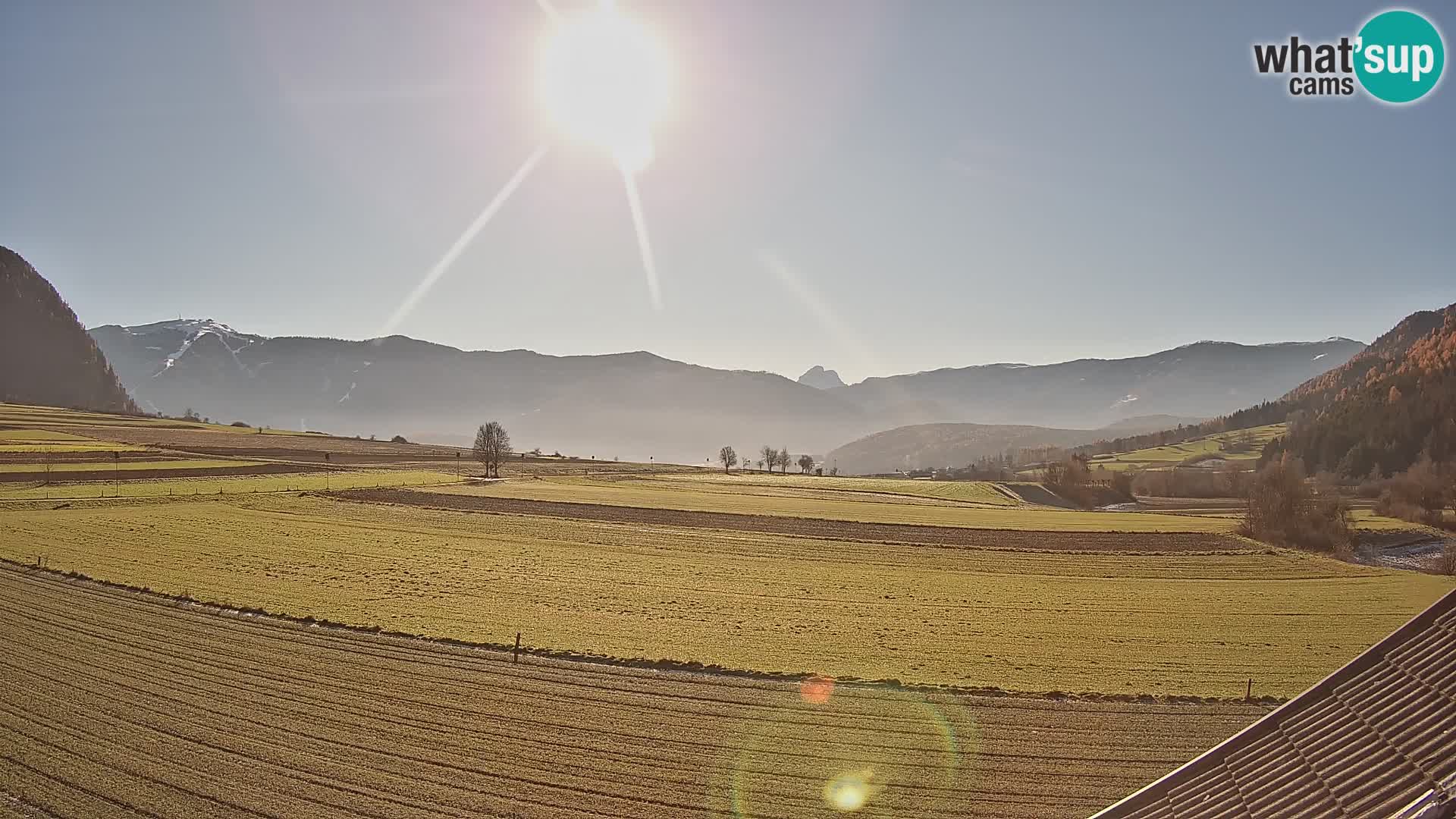 Gais | Blick vom Vintage Farm Winklerhof auf Kronplatz und Dolomiten