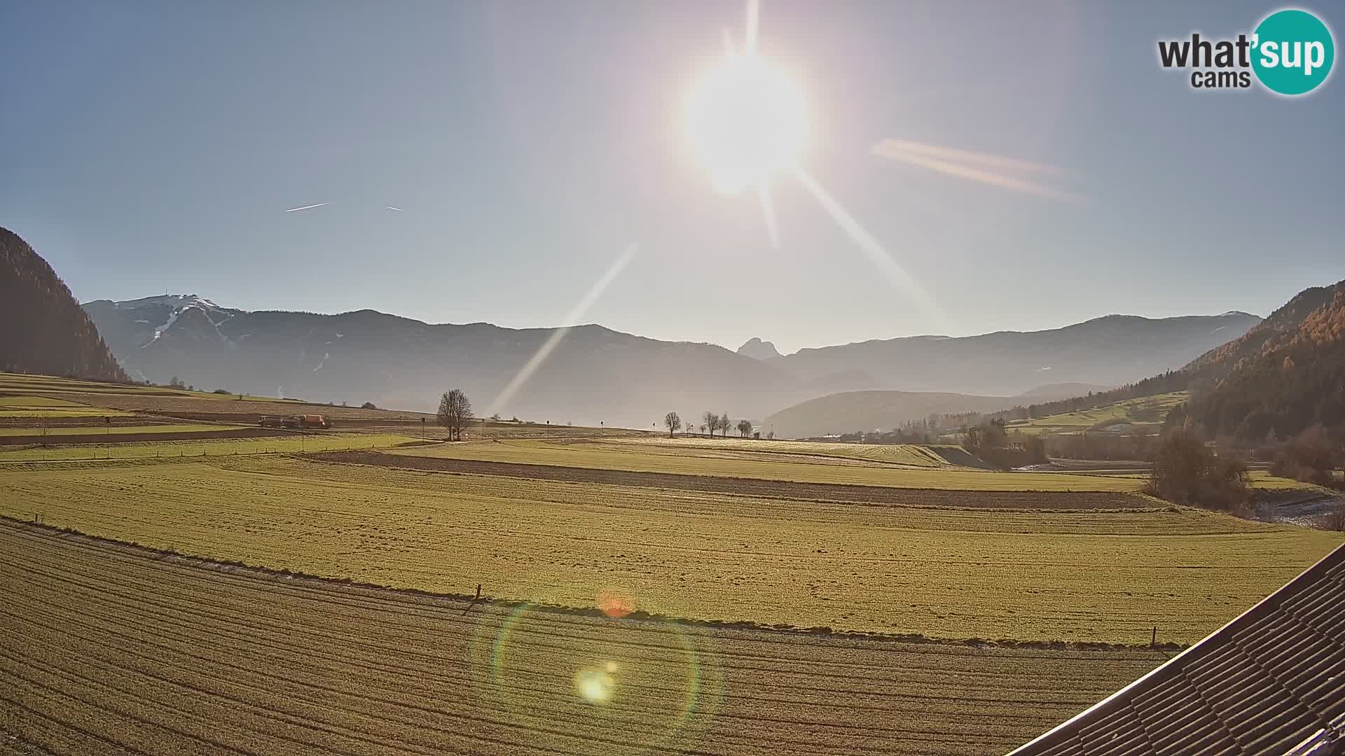 Gais | Vista desde la finca Winklerhof hacia Plan de Corones y los Dolomitas