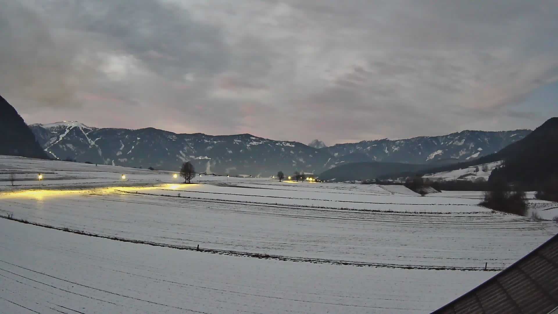 Gais | Blick vom Vintage Farm Winklerhof auf Kronplatz und Dolomiten