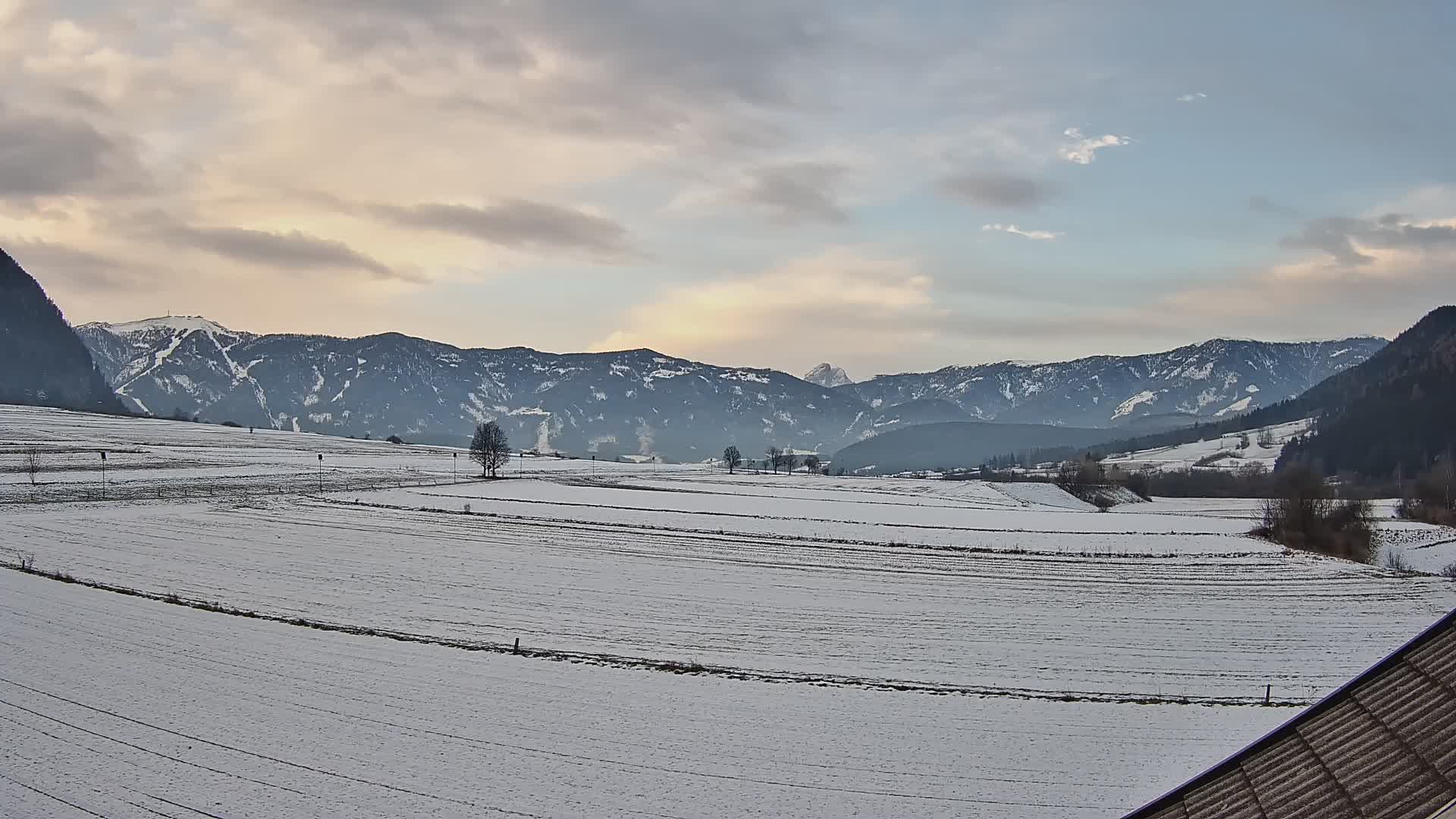 Gais | Blick vom Vintage Farm Winklerhof auf Kronplatz und Dolomiten