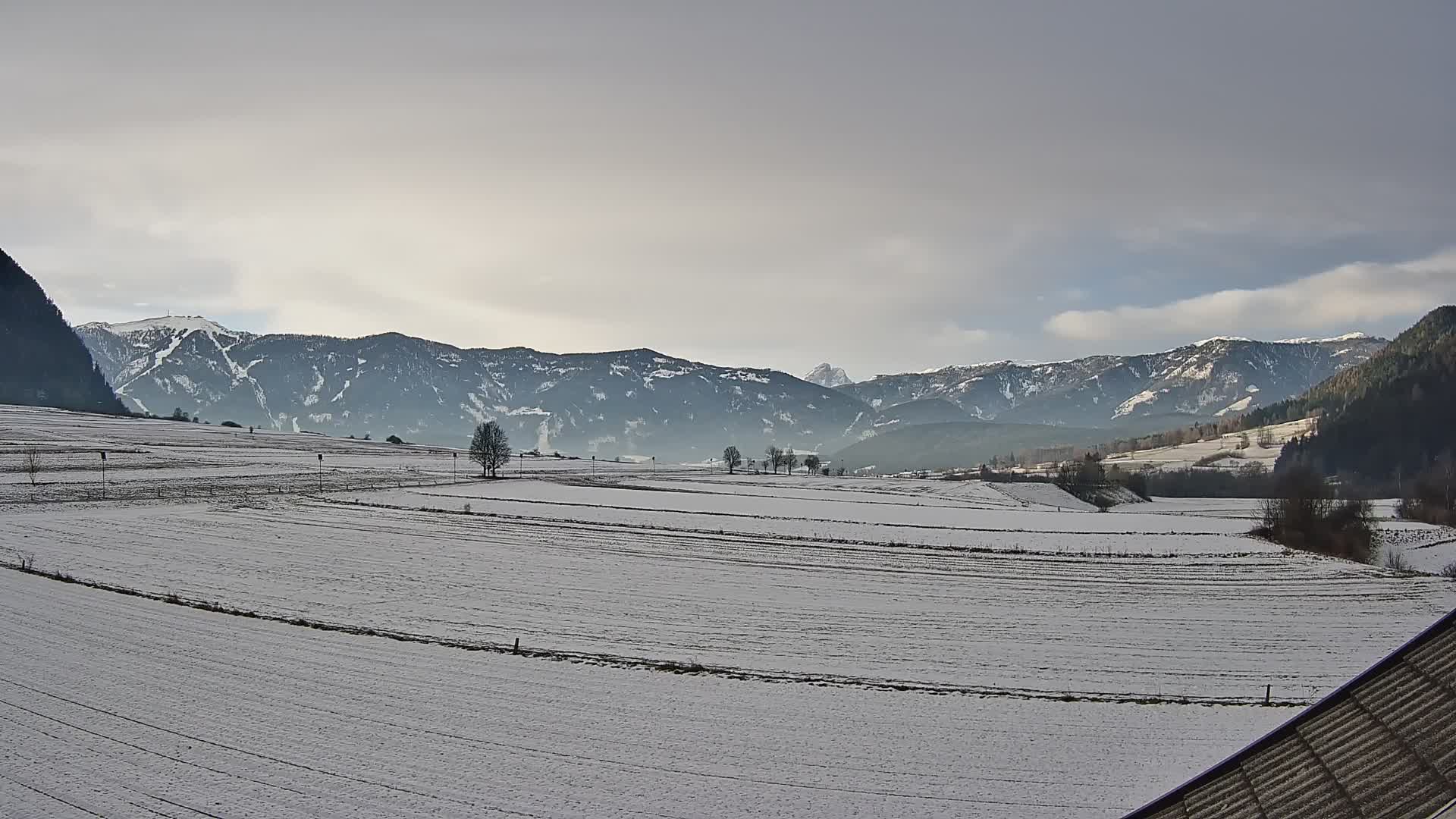 Gais | Vista desde la finca Winklerhof hacia Plan de Corones y los Dolomitas