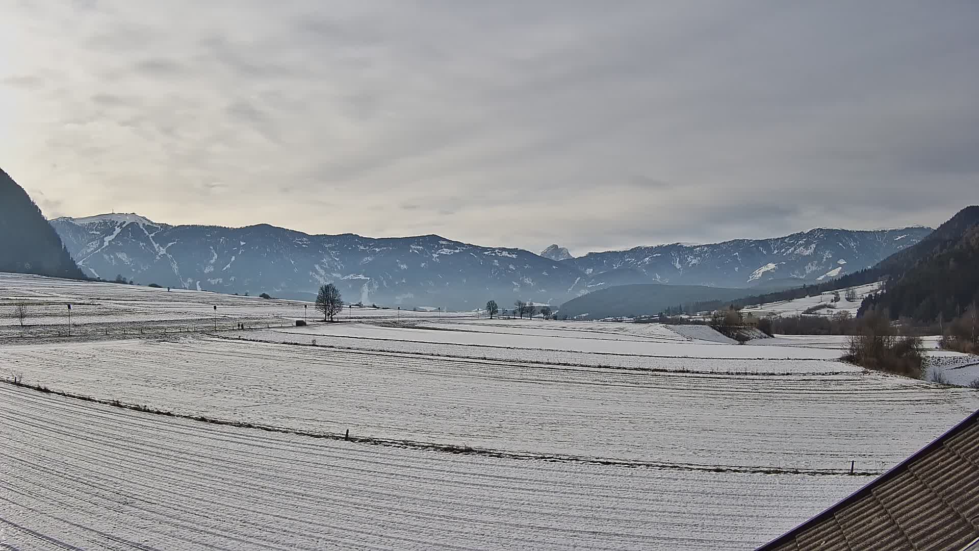 Gais | Blick vom Vintage Farm Winklerhof auf Kronplatz und Dolomiten