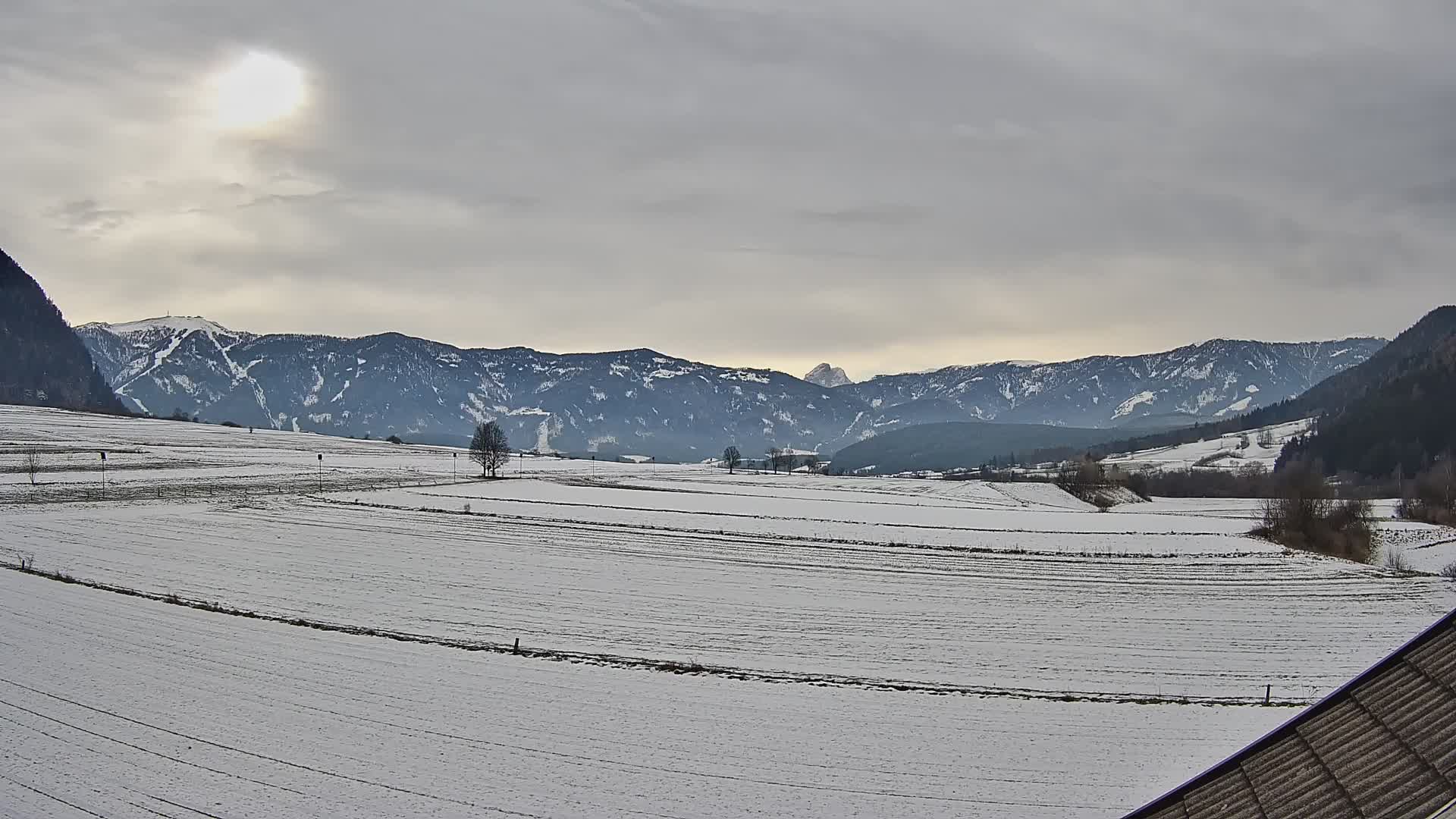 Gais | Vista desde la finca Winklerhof hacia Plan de Corones y los Dolomitas