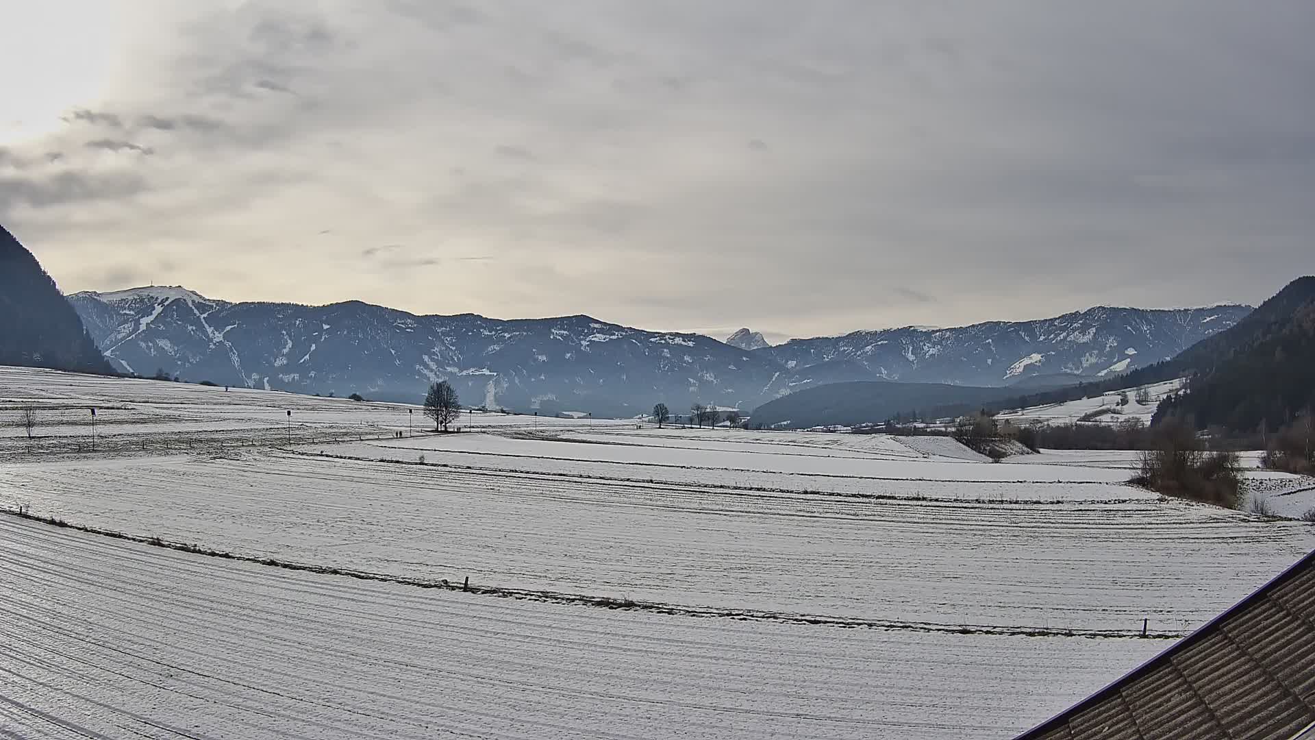 Gais | Blick vom Vintage Farm Winklerhof auf Kronplatz und Dolomiten