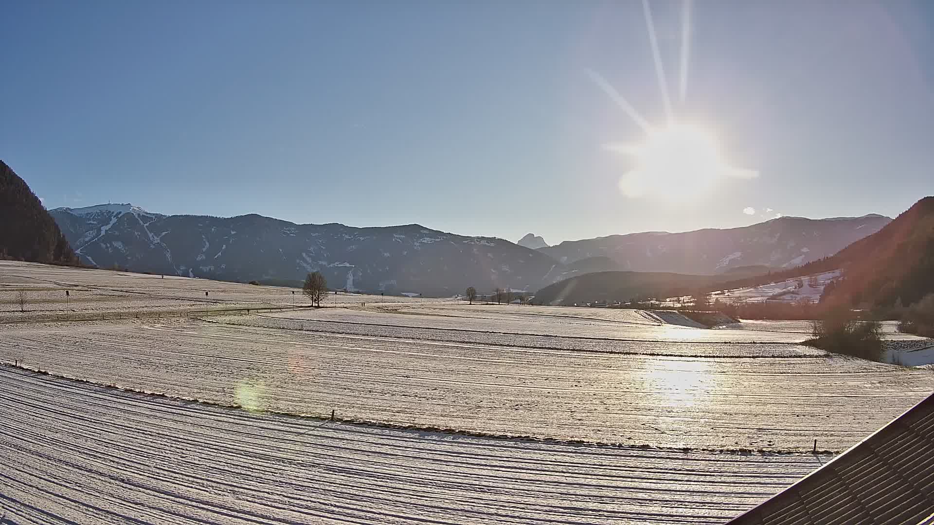 Gais | Vista desde la finca Winklerhof hacia Plan de Corones y los Dolomitas