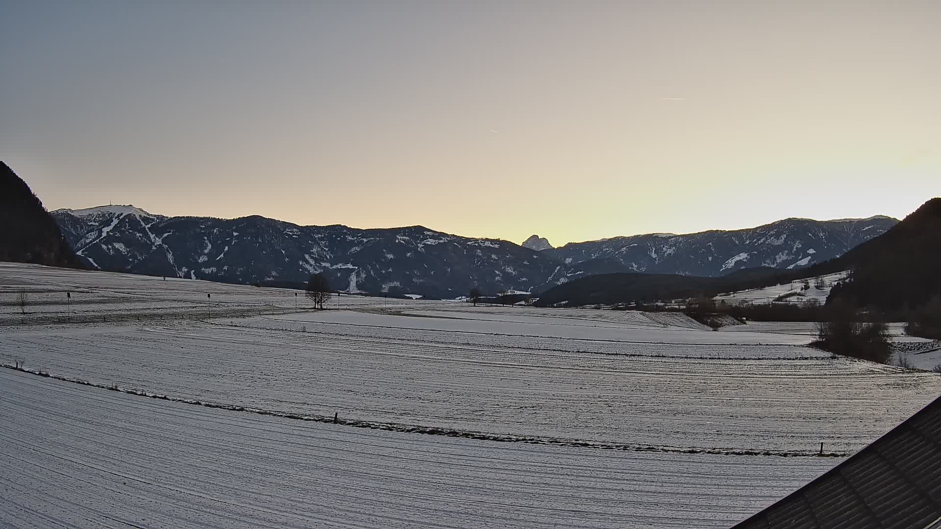 Gais | View from Vintage Farm Winklerhof to Kronplatz and Dolomites